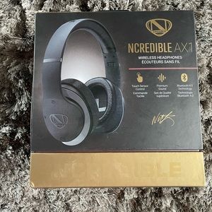 Ncredible AX 1 Bluetooth headphones